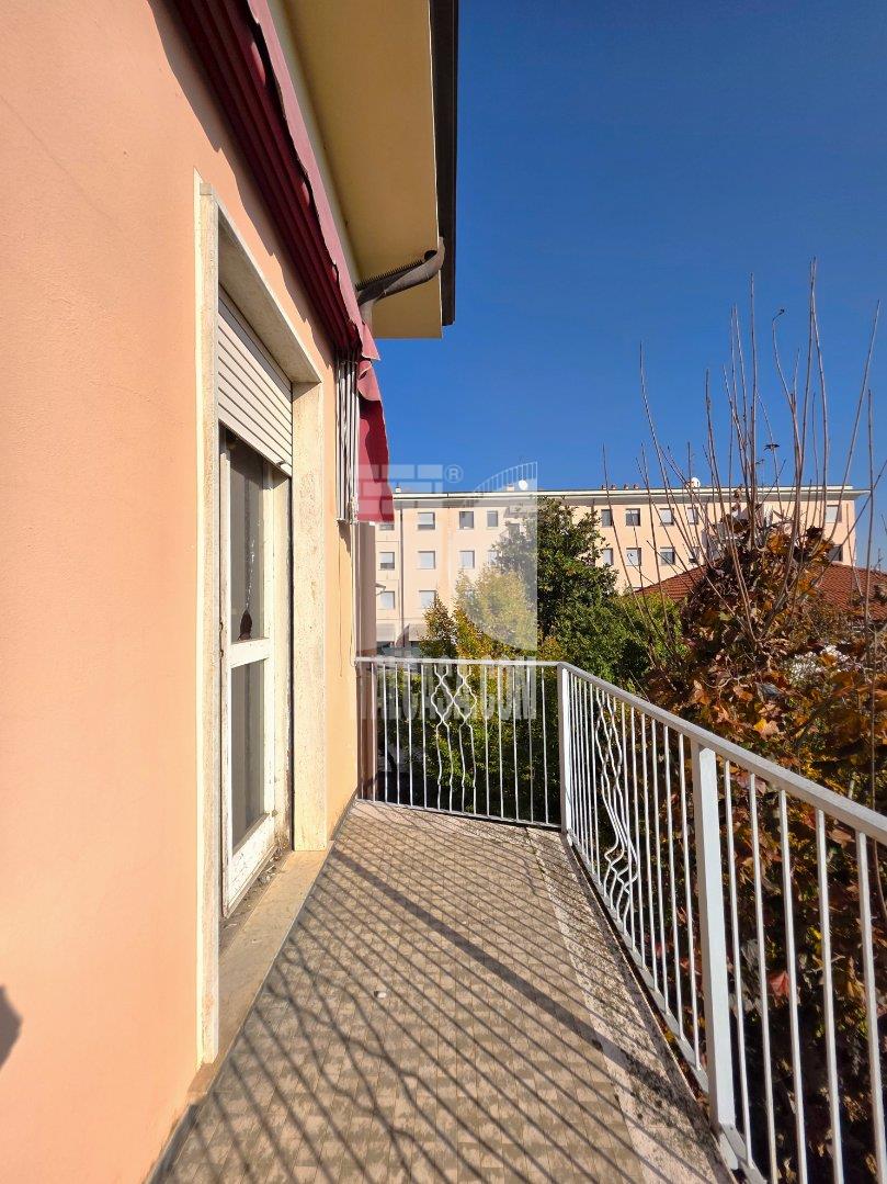 Villa Unifamiliare in vendita a Borgo Virgilio