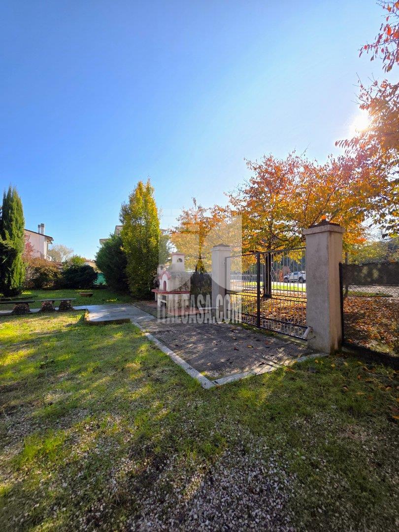 Villa Unifamiliare in vendita a Borgo Virgilio