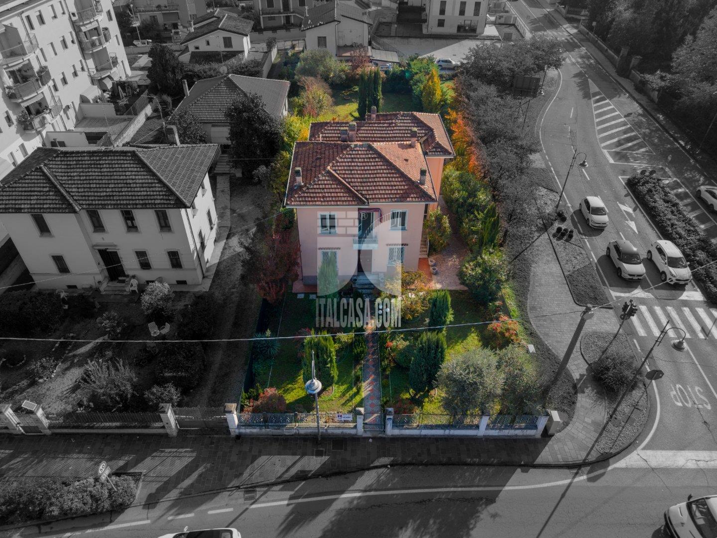 Villa Unifamiliare in vendita a Borgo Virgilio