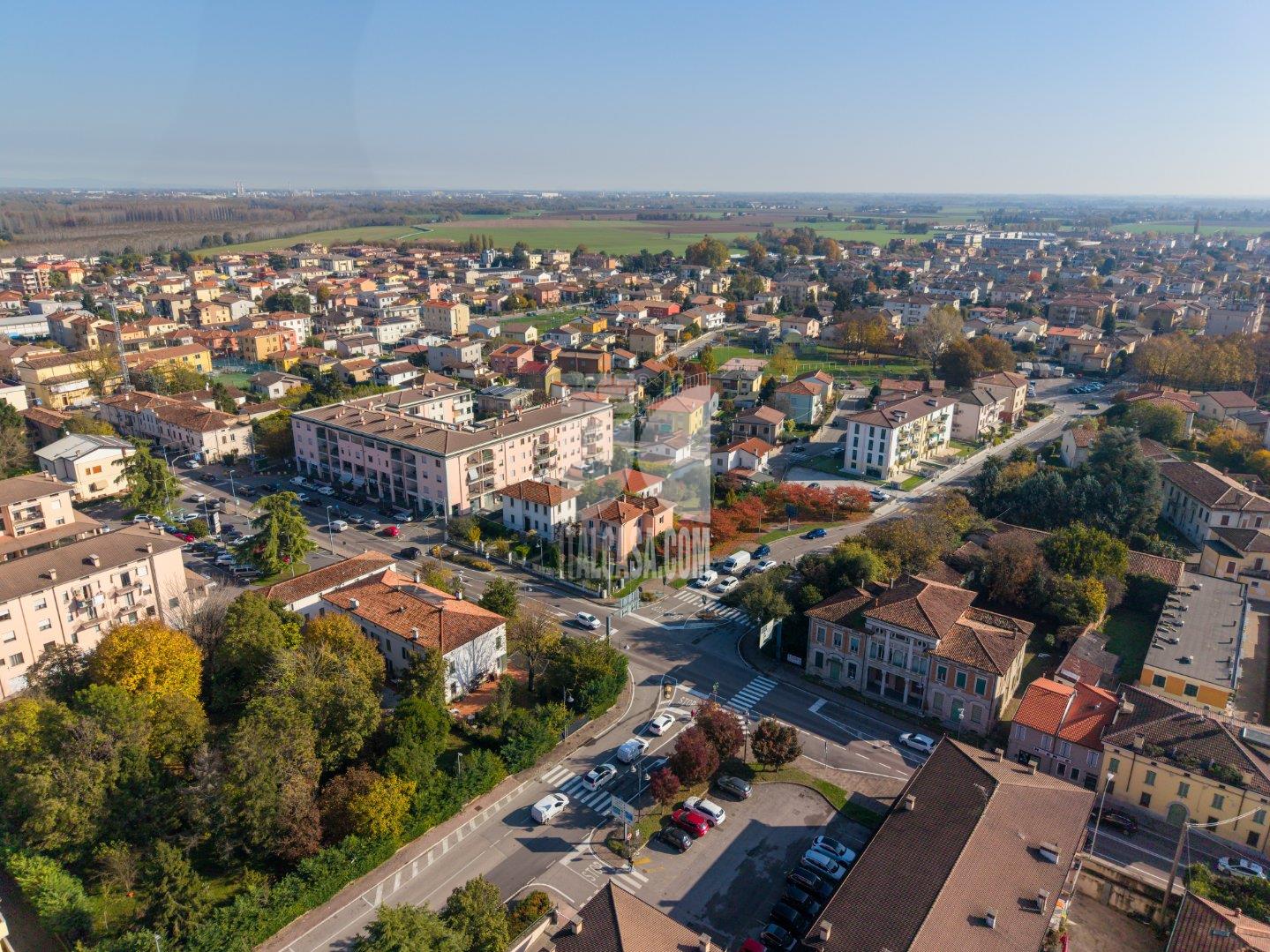 Villa Unifamiliare in vendita a Borgo Virgilio