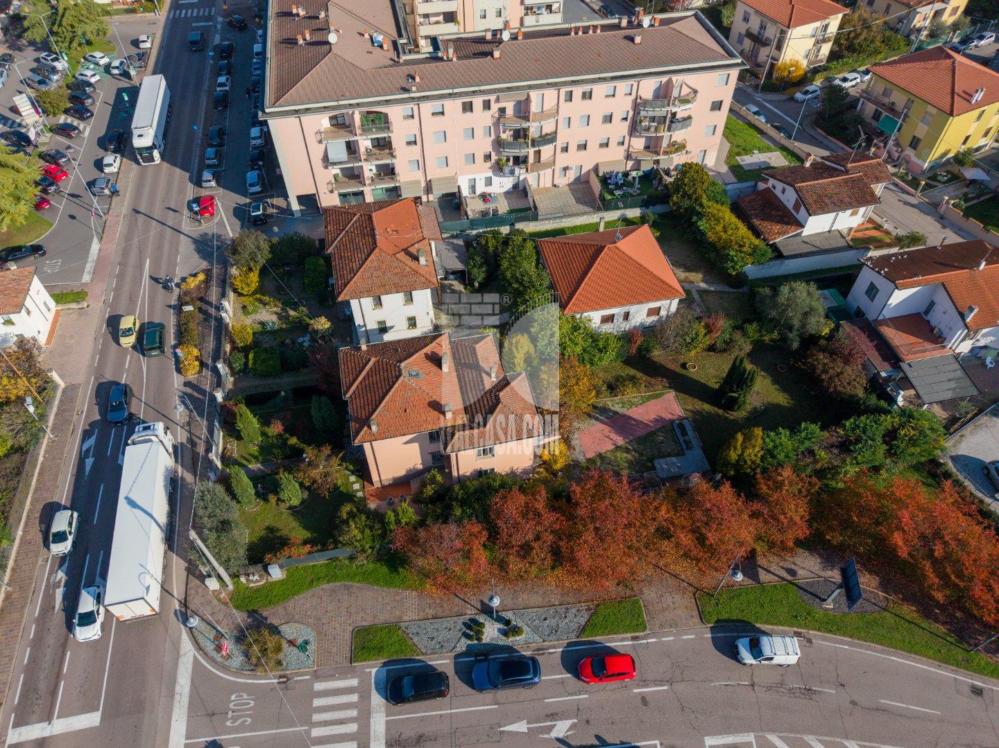 Villa Unifamiliare in vendita a Borgo Virgilio