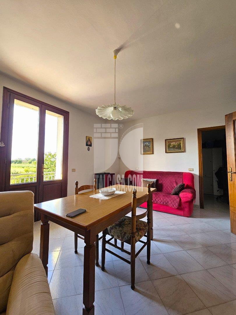 Villa Bifamiliare in vendita a Bagnolo San Vito