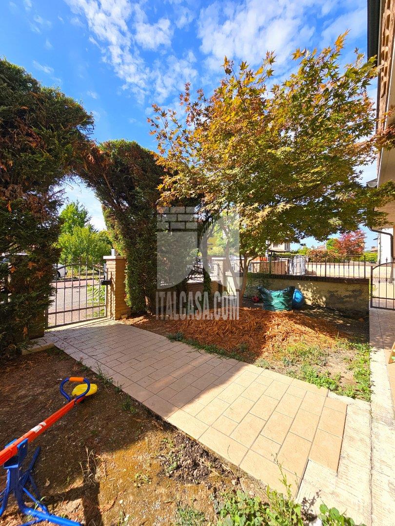 Appartamento in vendita a Curtatone