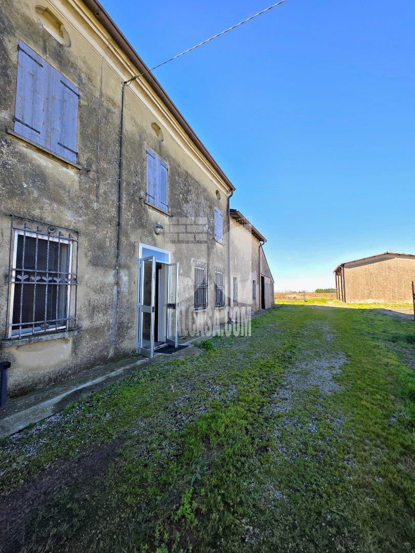 Casa Unifamiliare in vendita a Borgo Virgilio
