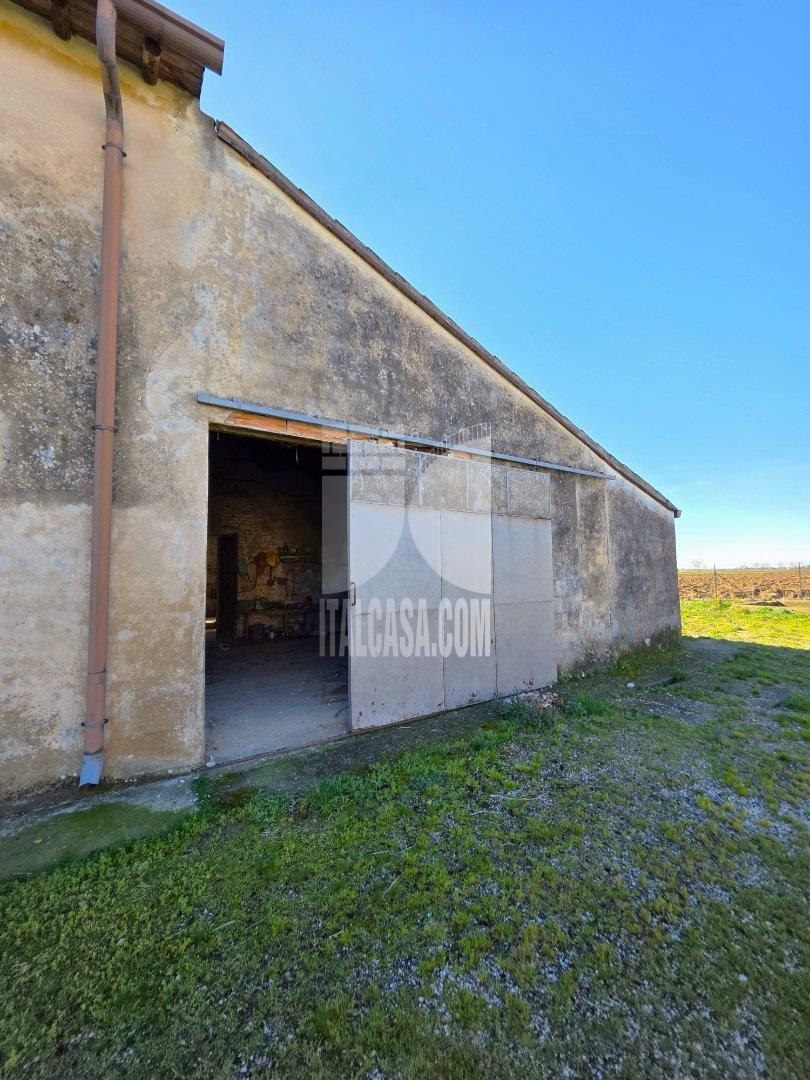 Casa Unifamiliare in vendita a Borgo Virgilio