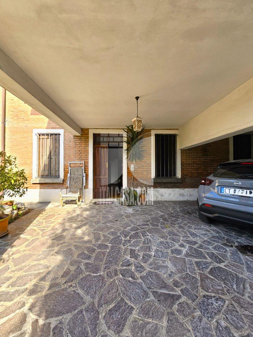 Villa Unifamiliare in vendita a Borgo Virgilio