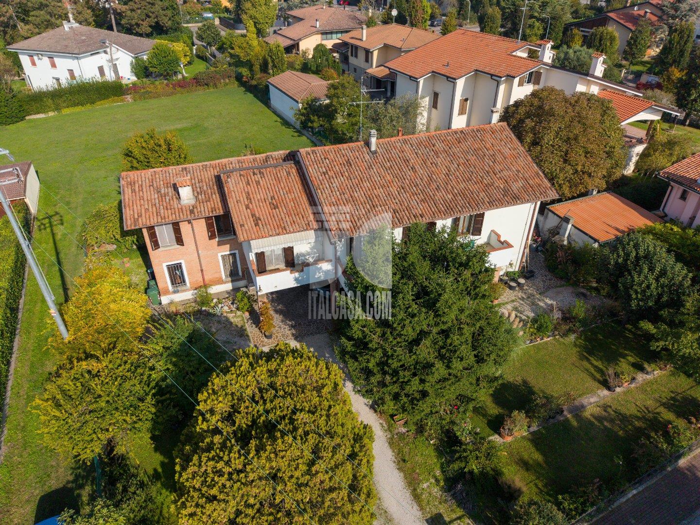 Villa Unifamiliare in vendita a Borgo Virgilio