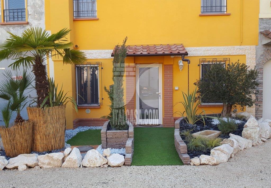 Terratetto in vendita a Borgo Virgilio
