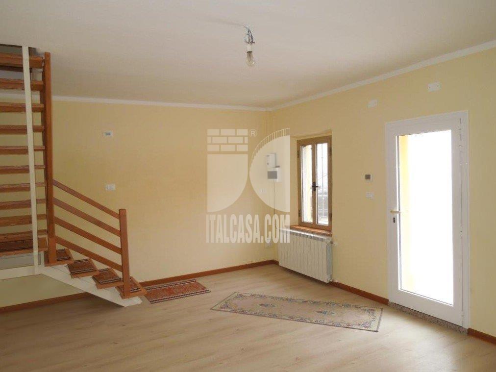 Terratetto in vendita a Borgo Virgilio