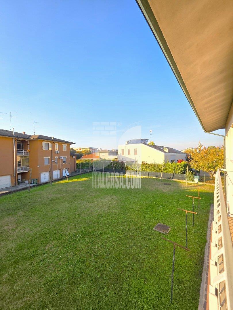 Villa Bifamiliare in vendita a Bagnolo San Vito