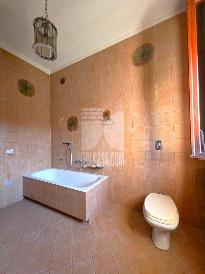 Villa Bifamiliare in vendita a Bagnolo San Vito