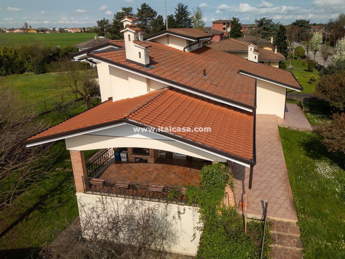 Villa Unifamiliare in vendita a Borgo Virgilio