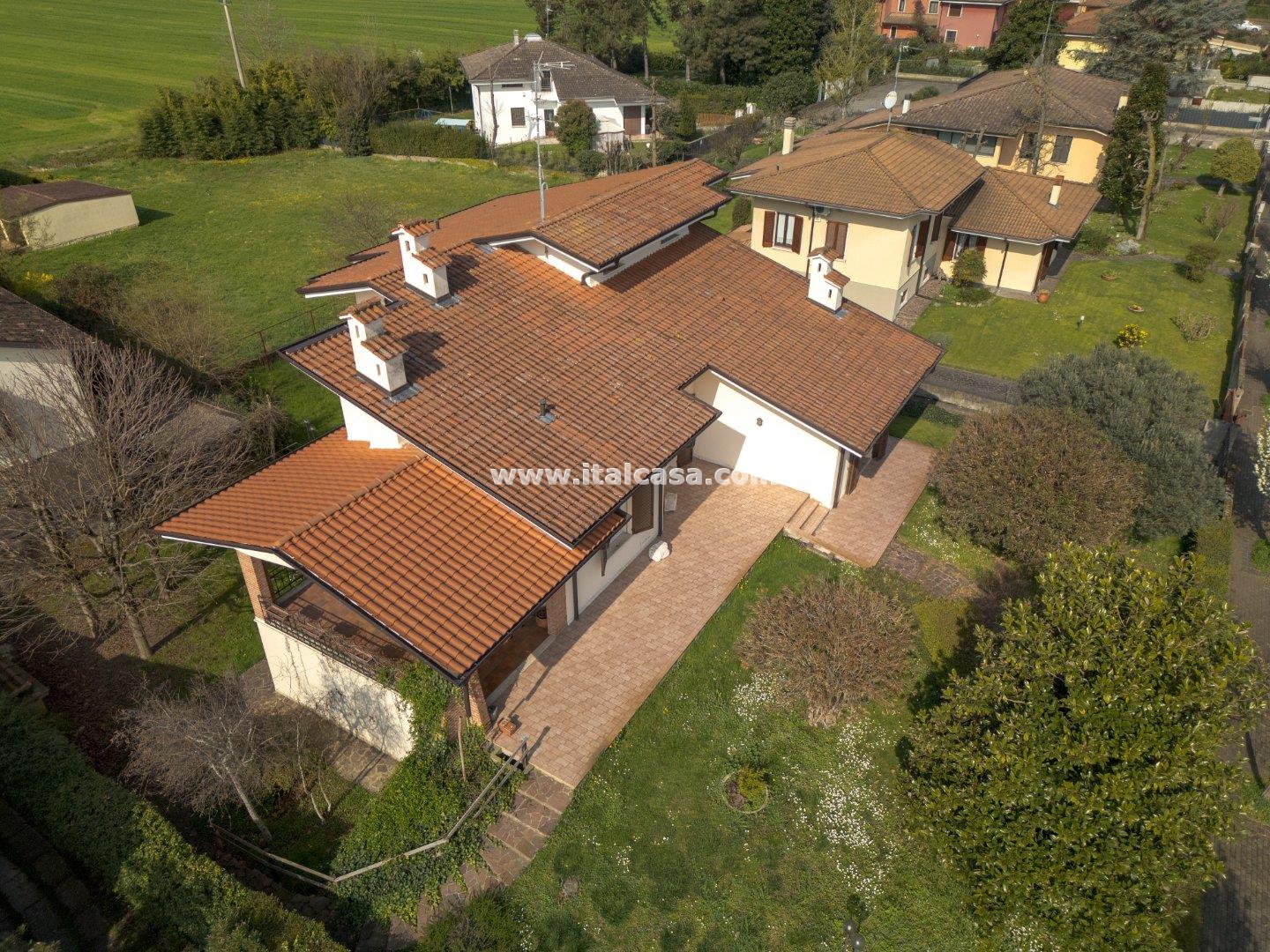 Villa Unifamiliare in vendita a Borgo Virgilio