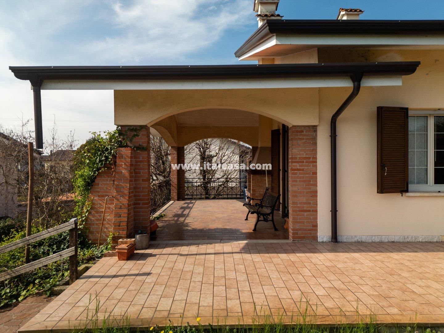 Villa Unifamiliare in vendita a Borgo Virgilio