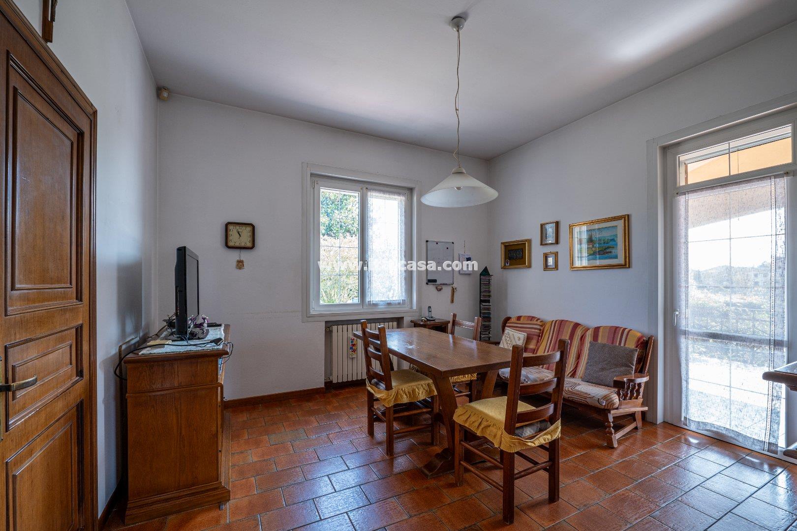 Villa Unifamiliare in vendita a Borgo Virgilio
