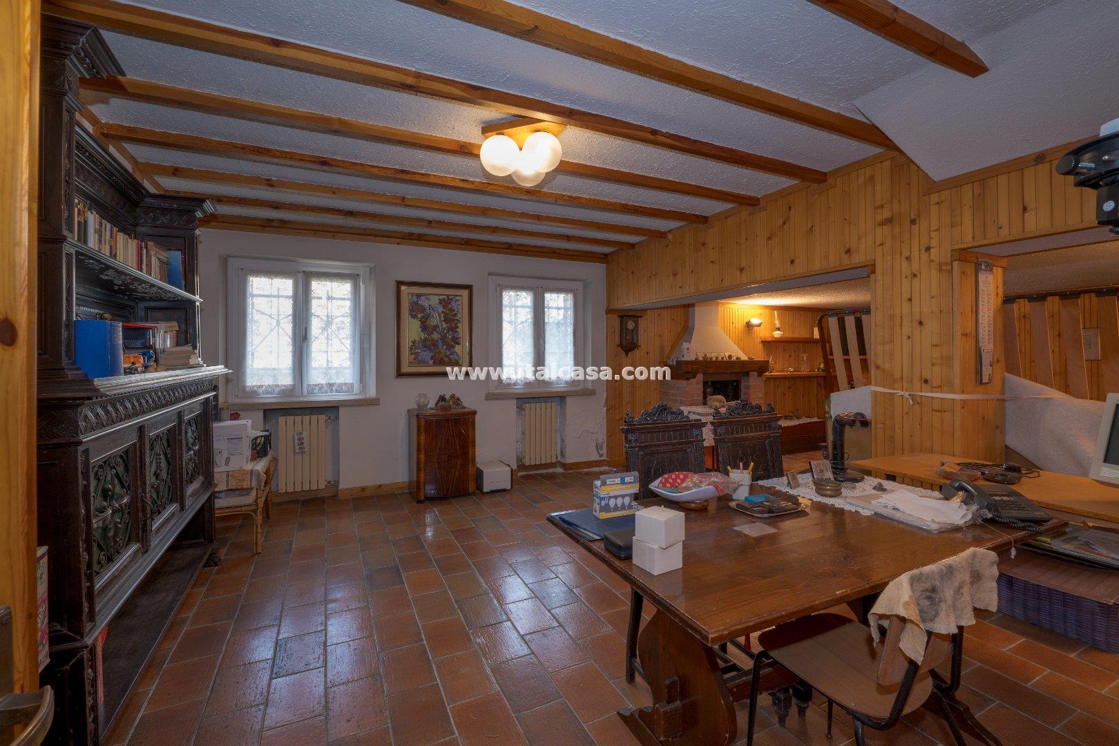 Villa Unifamiliare in vendita a Borgo Virgilio