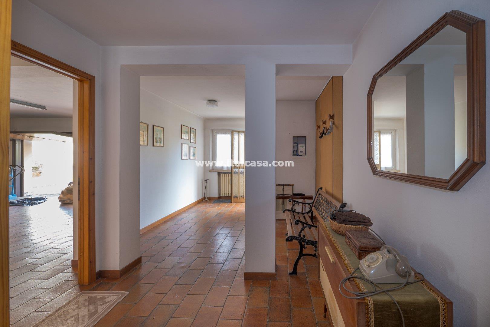 Villa Unifamiliare in vendita a Borgo Virgilio