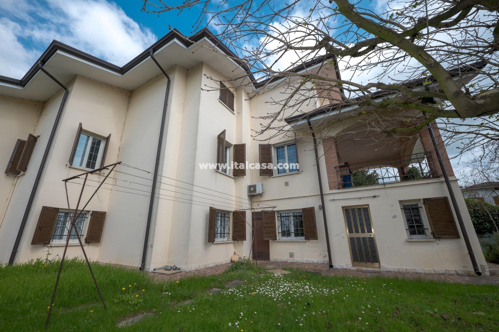 Villa Unifamiliare in vendita a Borgo Virgilio