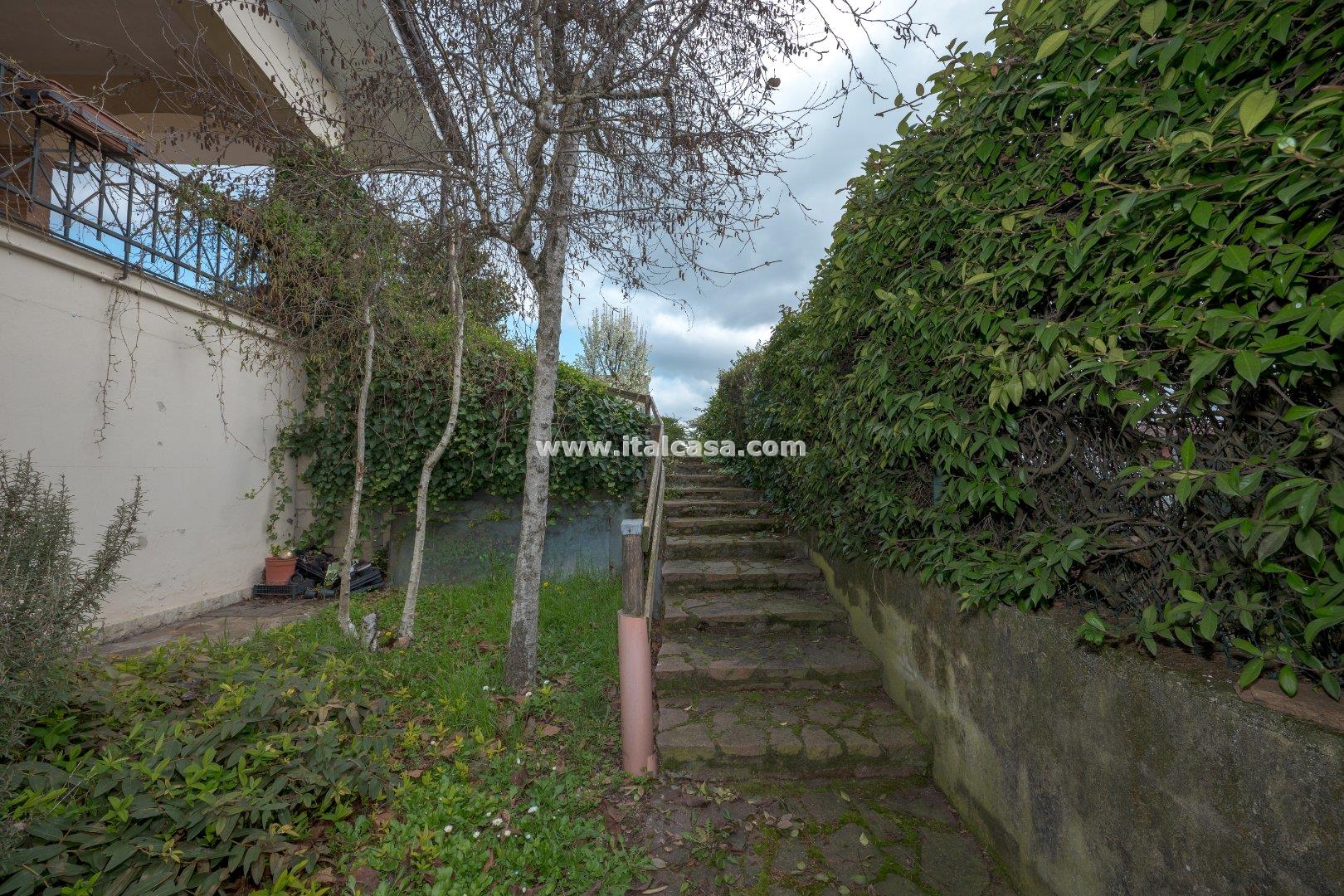 Villa Unifamiliare in vendita a Borgo Virgilio