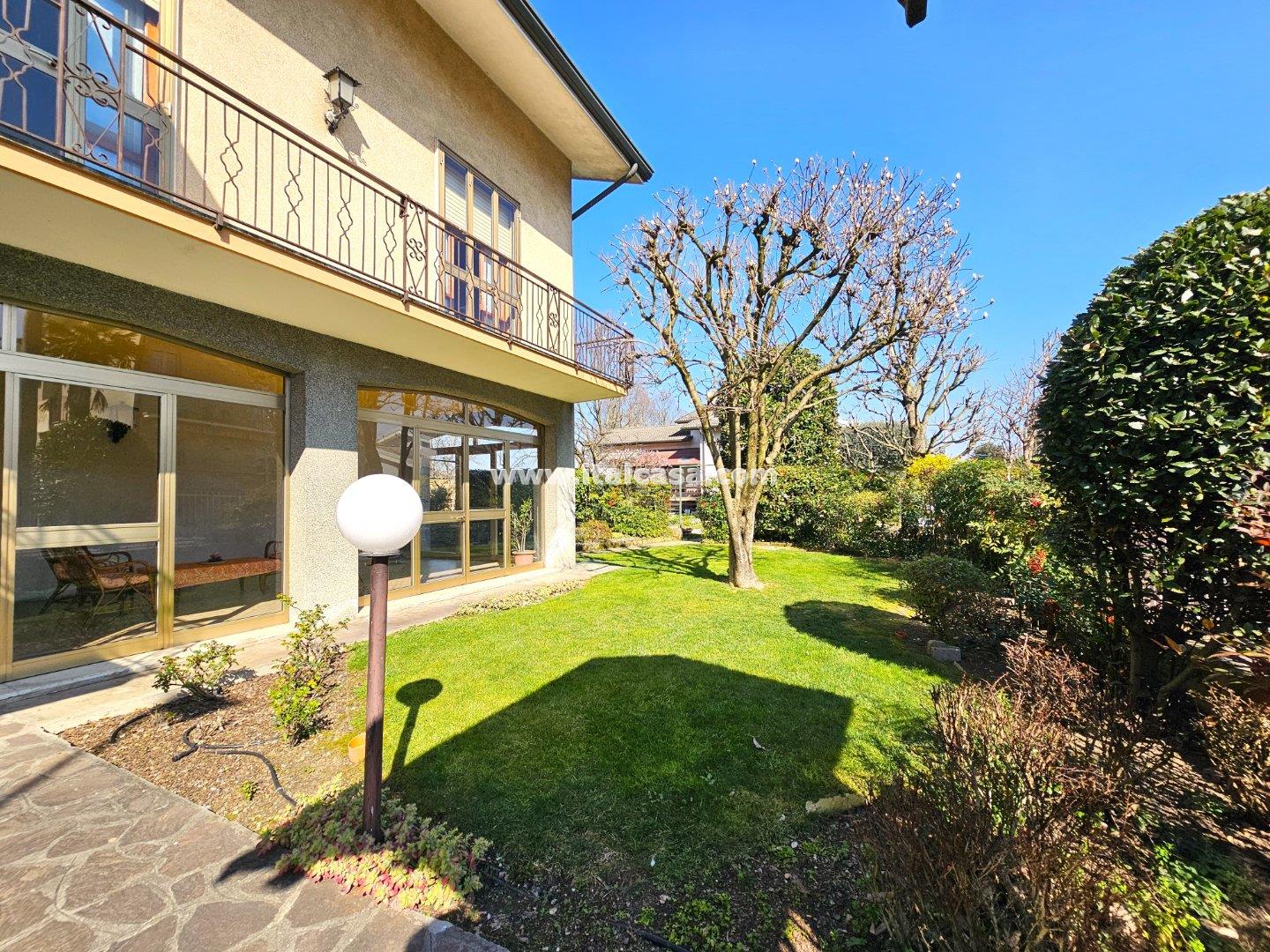 Villa Unifamiliare in vendita a Borgo Virgilio
