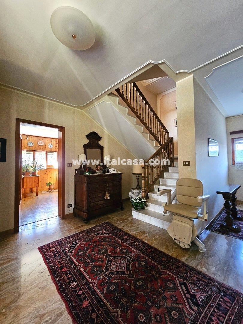 Villa Unifamiliare in vendita a Borgo Virgilio