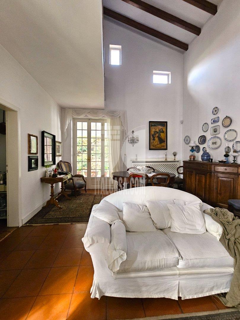 Villa Unifamiliare in vendita a Borgo Virgilio