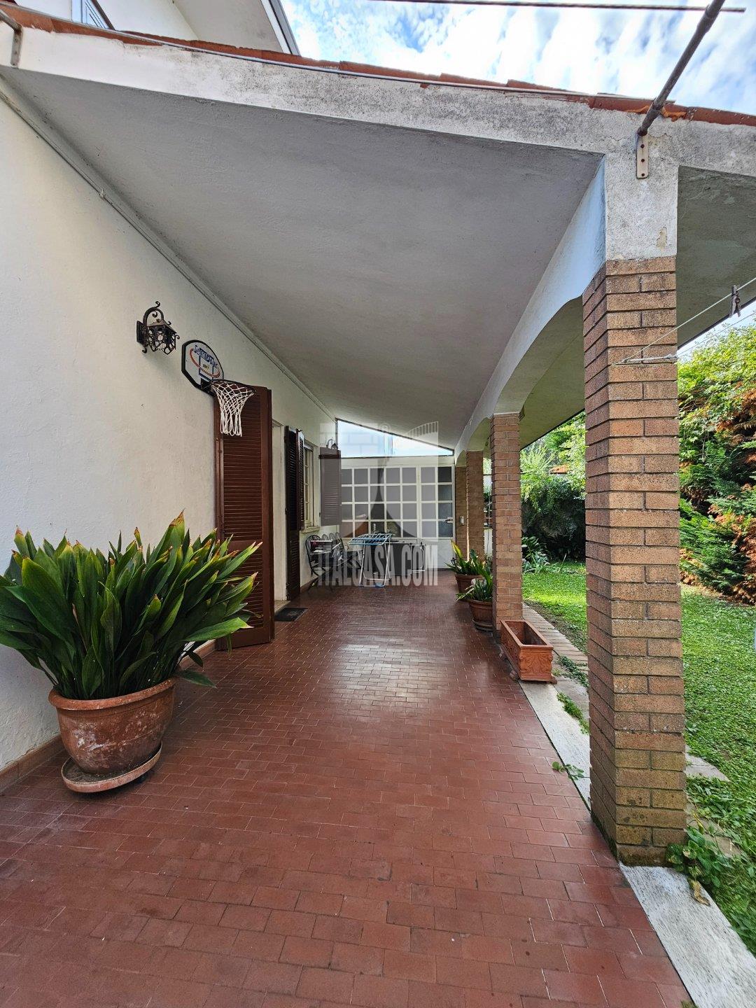 Villa Unifamiliare in vendita a Borgo Virgilio