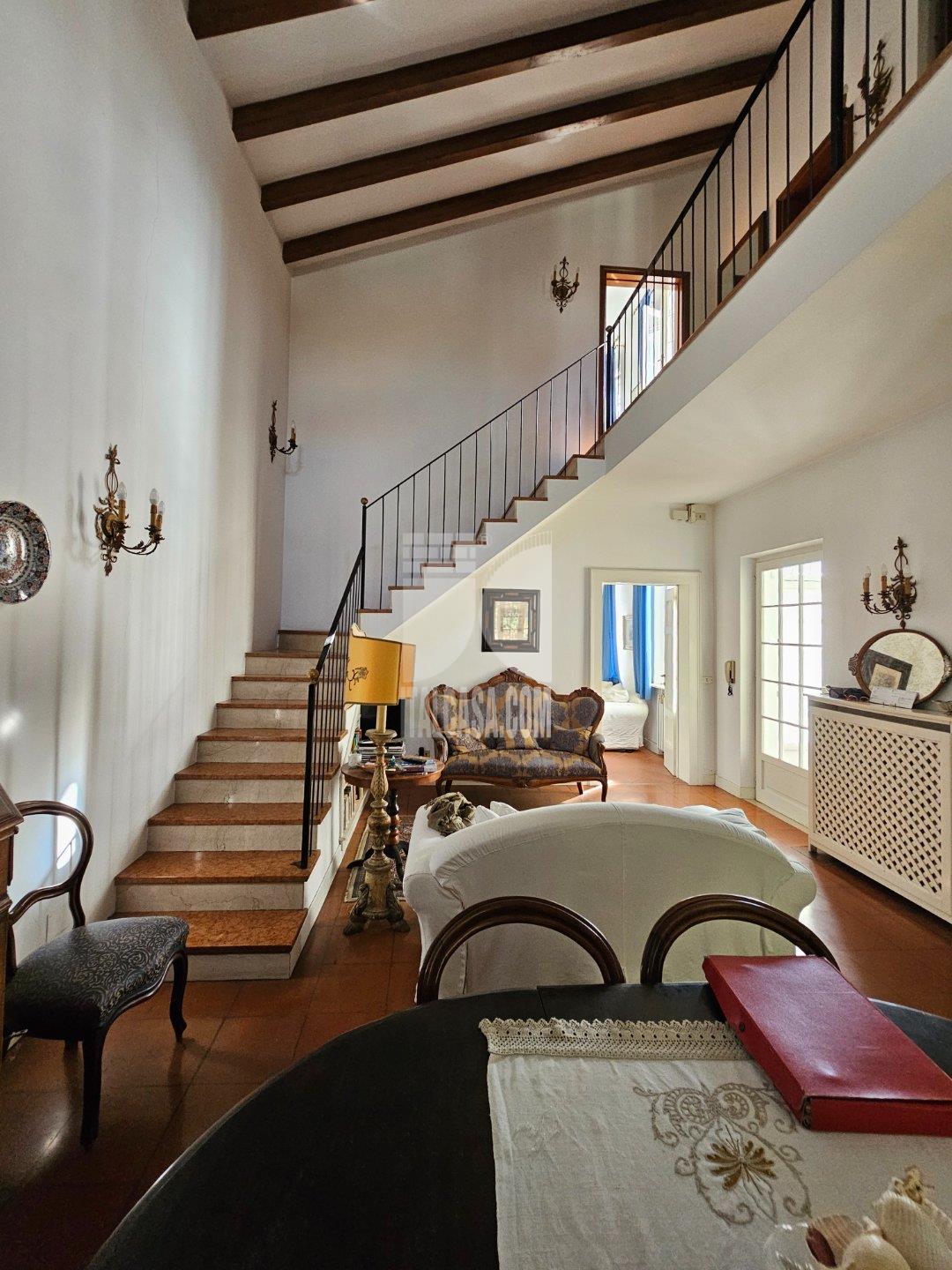 Villa Unifamiliare in vendita a Borgo Virgilio