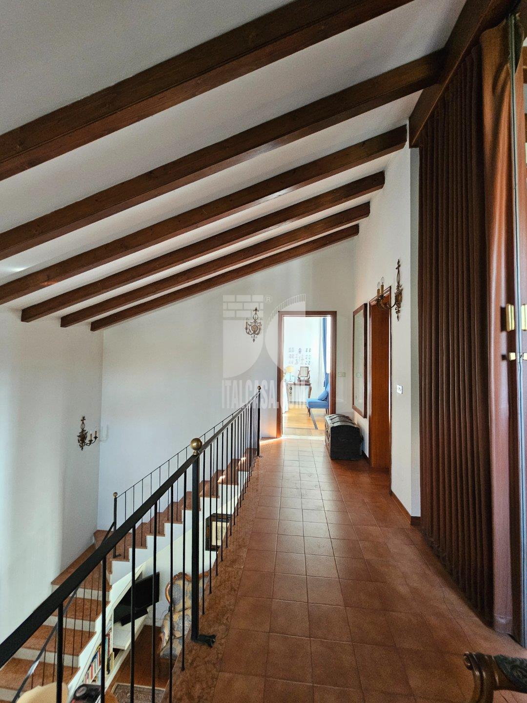 Villa Unifamiliare in vendita a Borgo Virgilio