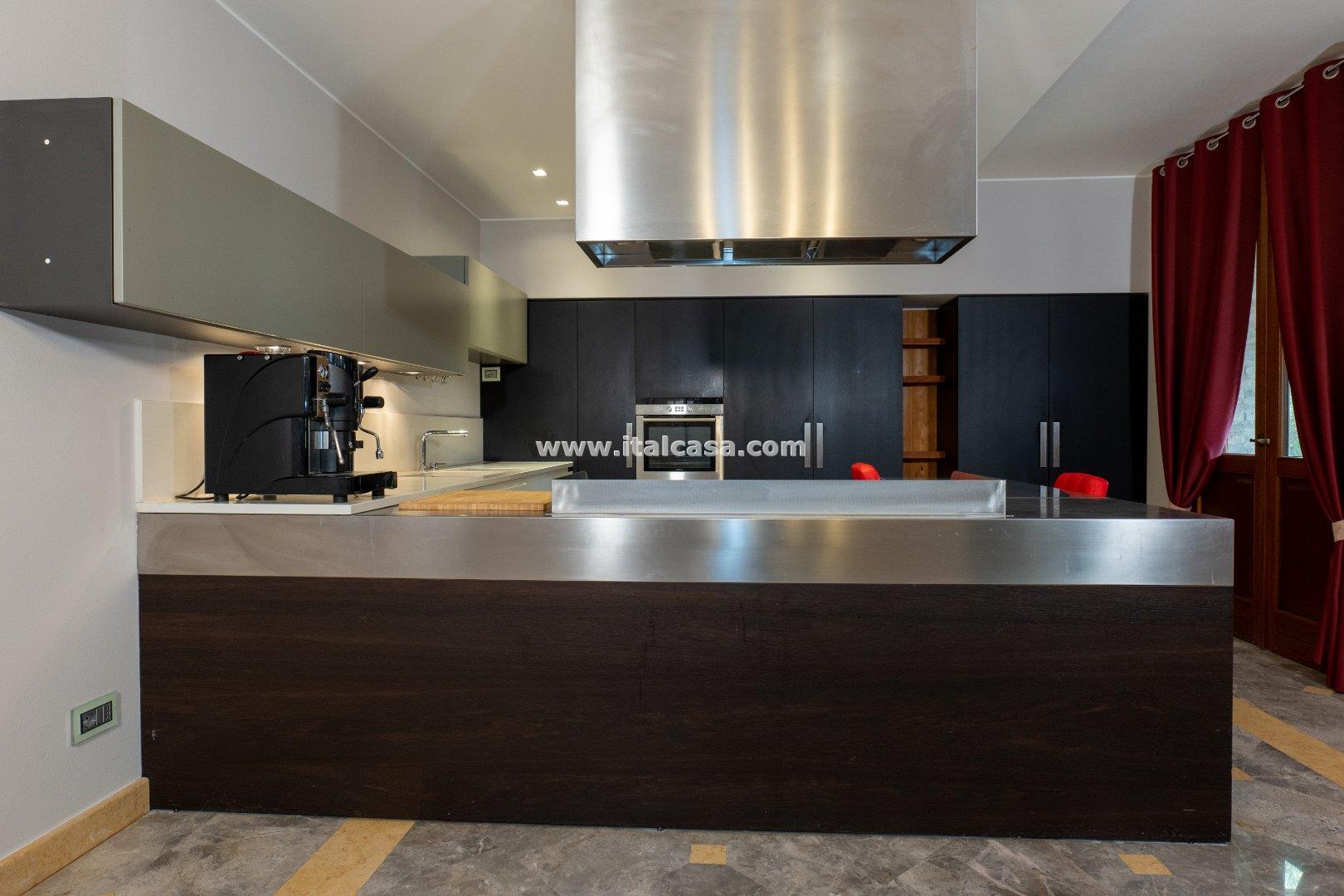 Villa Unifamiliare in vendita a Borgo Virgilio