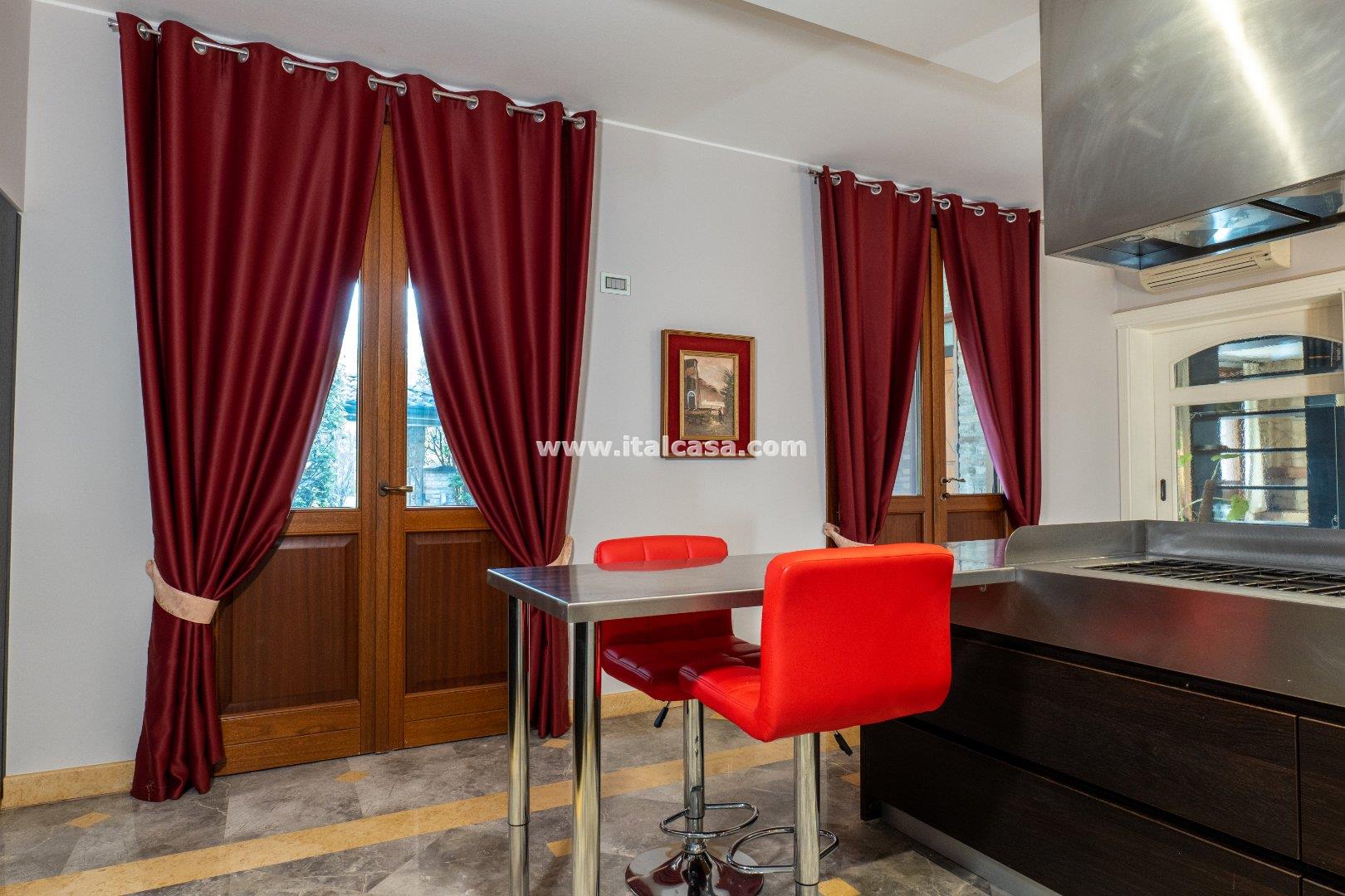Villa Unifamiliare in vendita a Borgo Virgilio