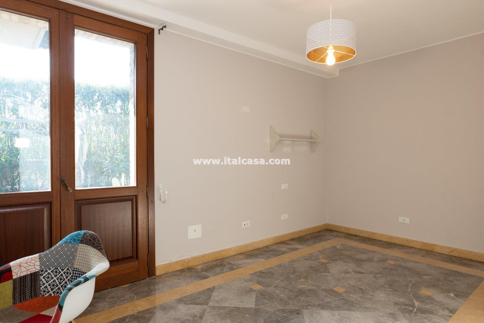 Villa Unifamiliare in vendita a Borgo Virgilio