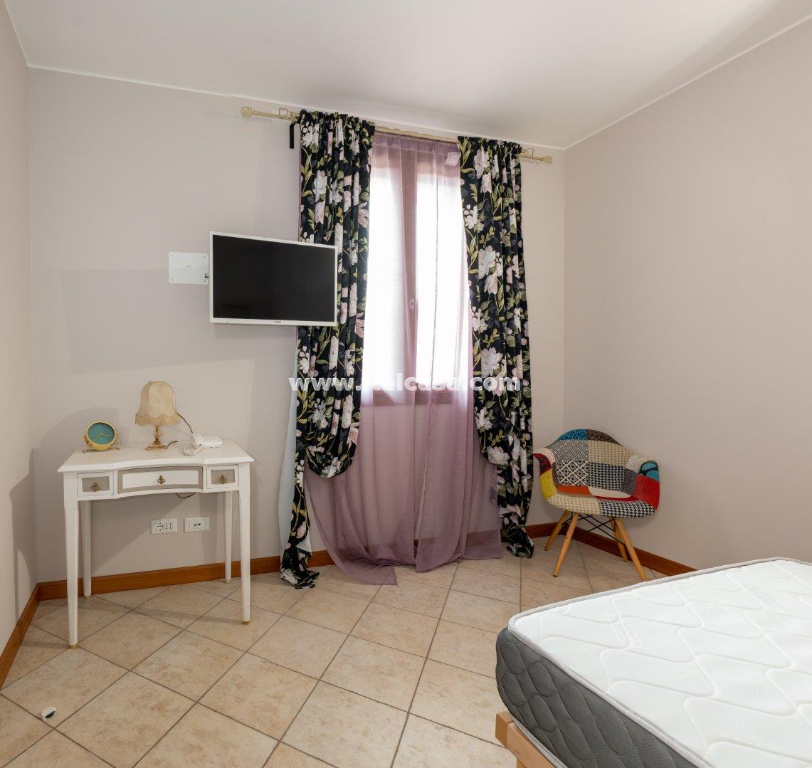 Villa Unifamiliare in vendita a Borgo Virgilio