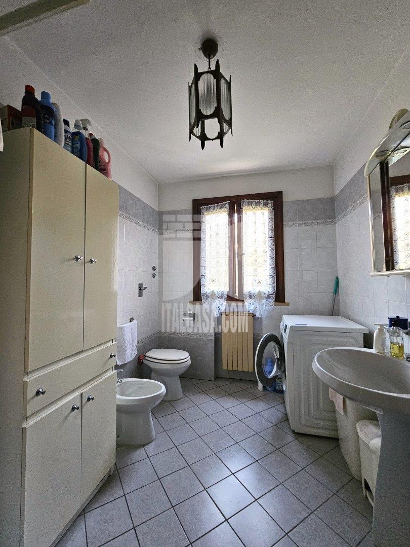 Villa Unifamiliare in vendita a Porto Mantovano