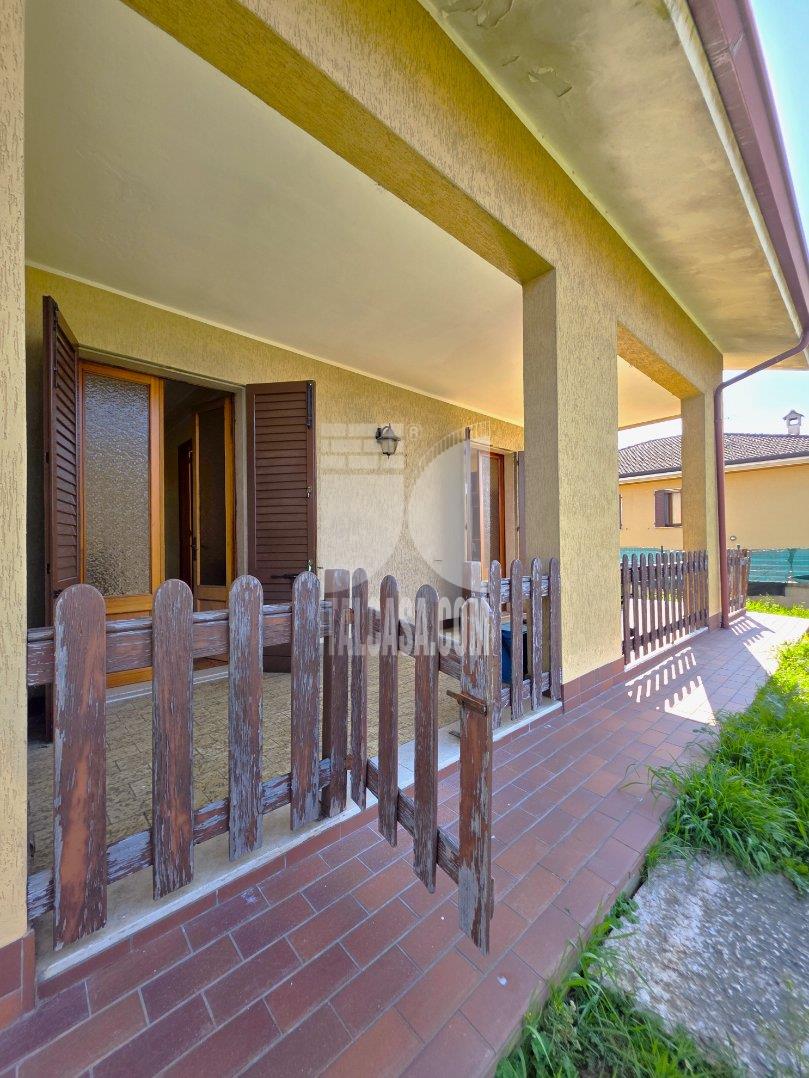 Villa Unifamiliare in vendita a Porto Mantovano