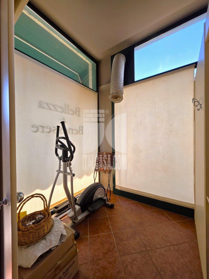 Negozio in vendita a Borgo Virgilio
