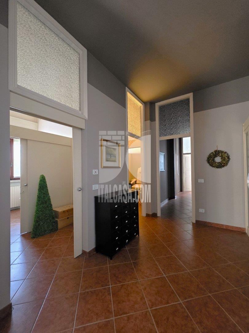 Negozio in vendita a Borgo Virgilio
