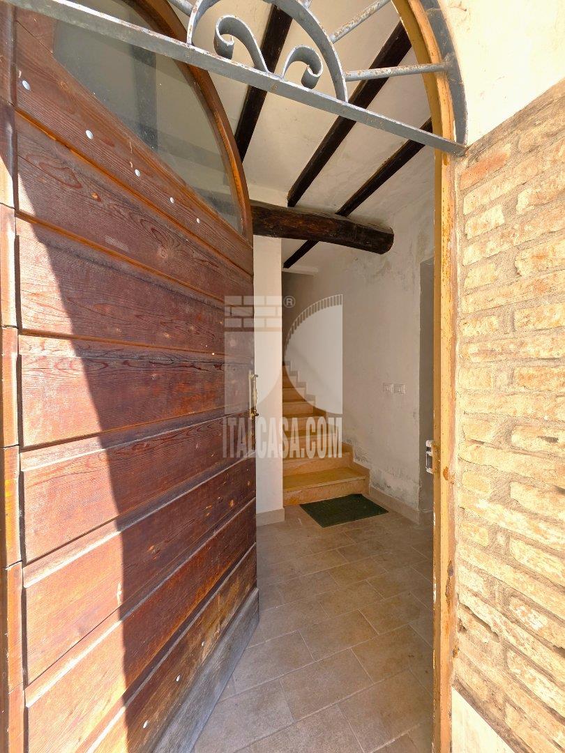 Appartamento in vendita a Borgo Virgilio