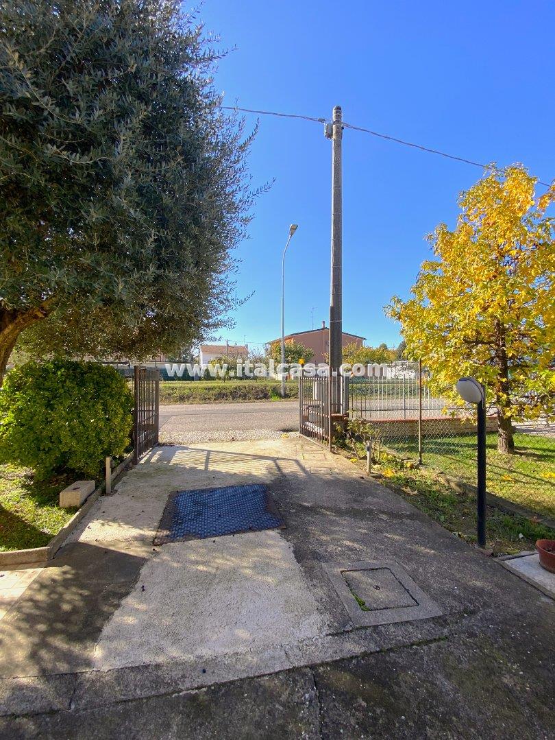 Villa Unifamiliare in vendita a Curtatone