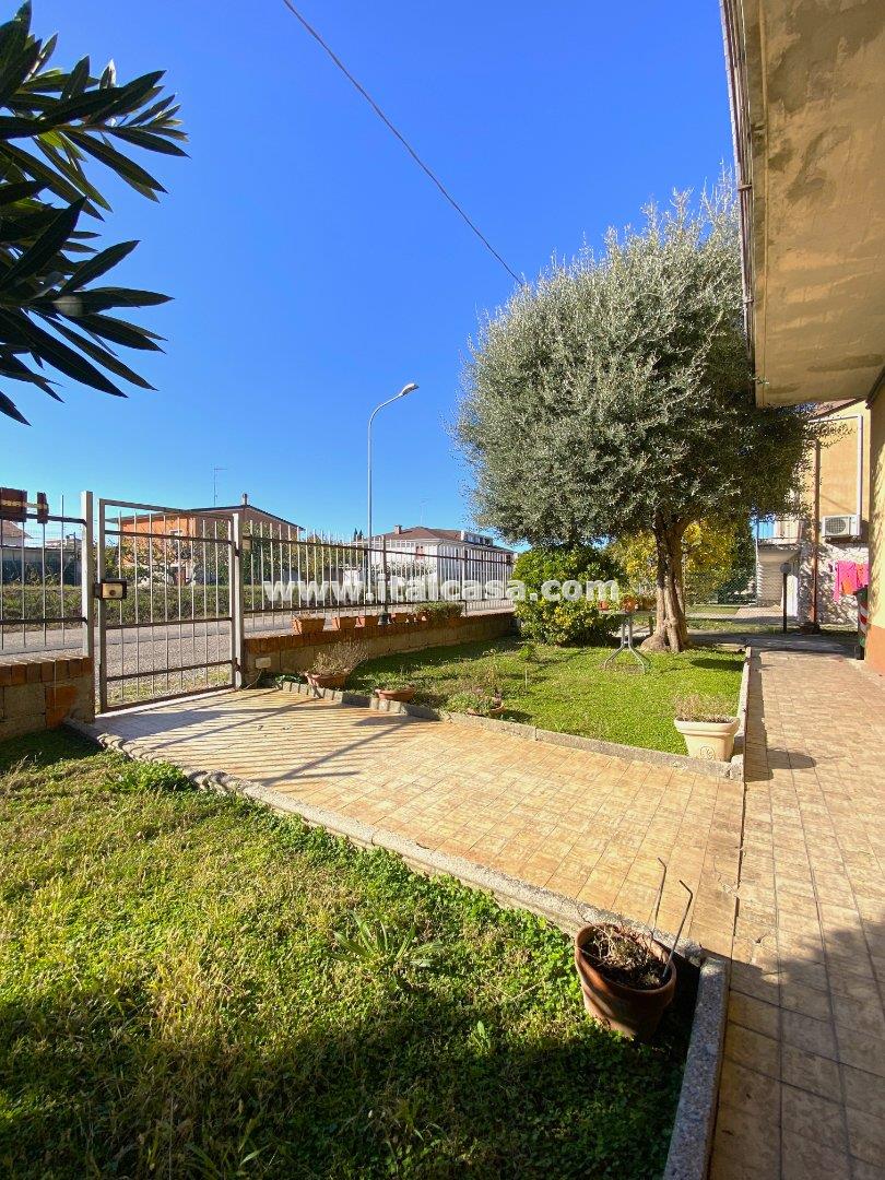 Villa Unifamiliare in vendita a Curtatone