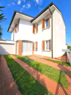 Villa Unifamiliare in vendita a Borgo Virgilio