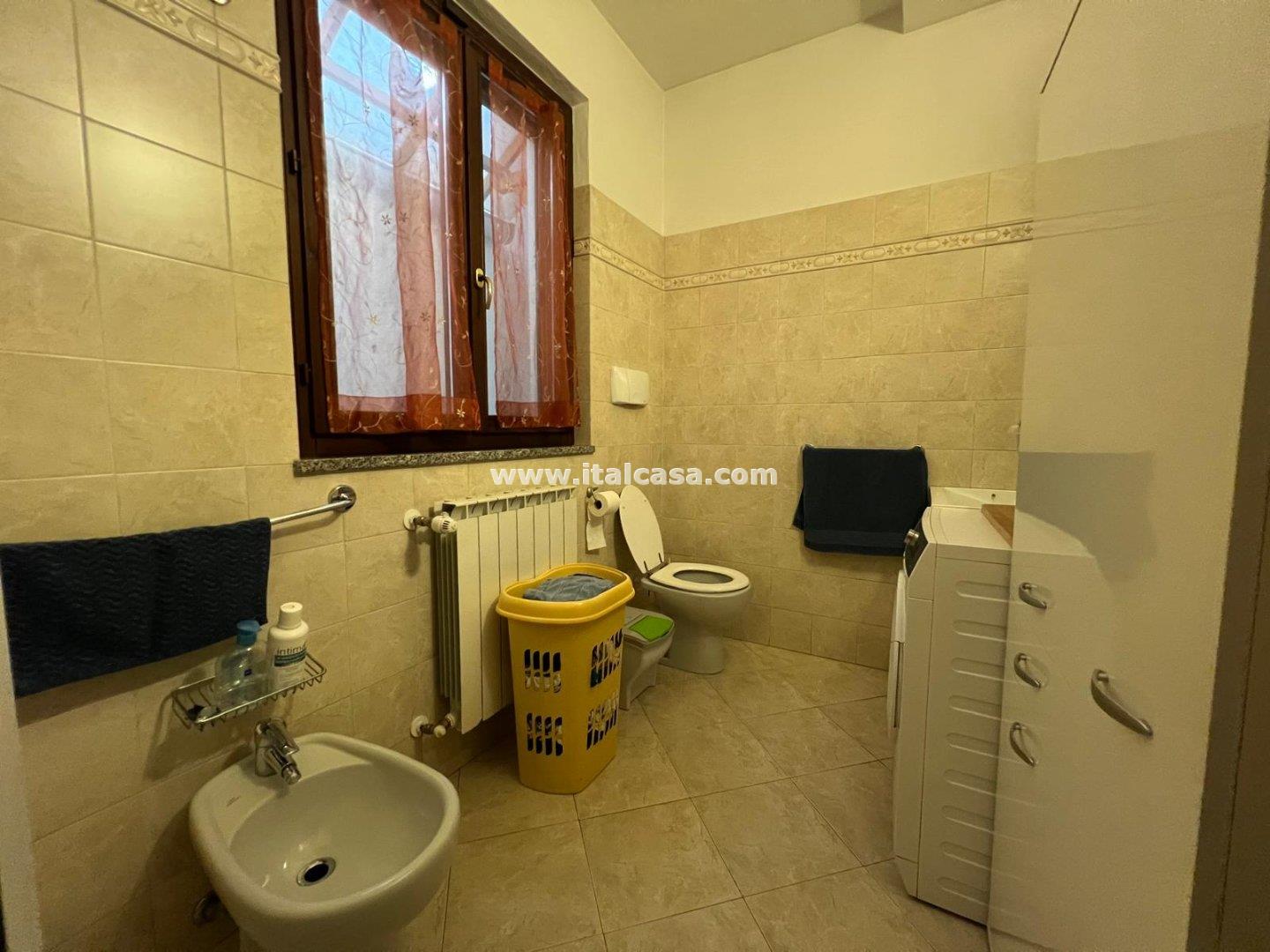 Villa a schiera di testa in vendita a Treviglio