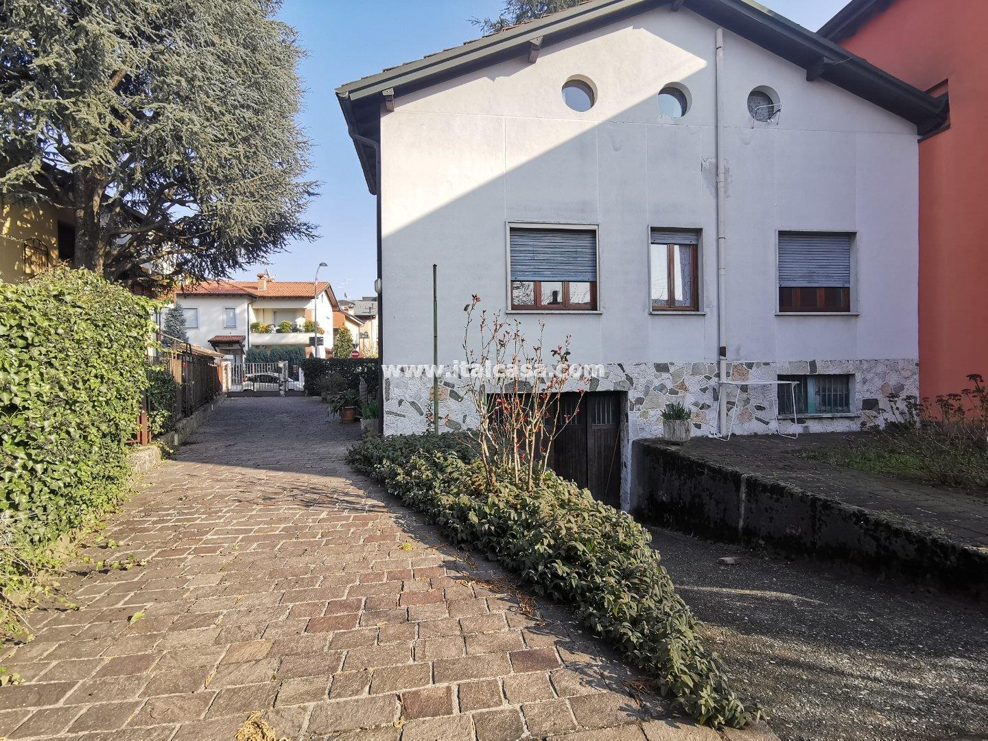 Villa Bifamiliare in vendita a Treviglio