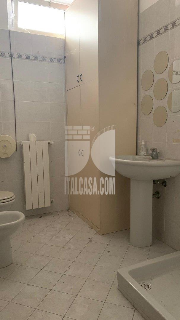 Ufficio in vendita a Treviglio