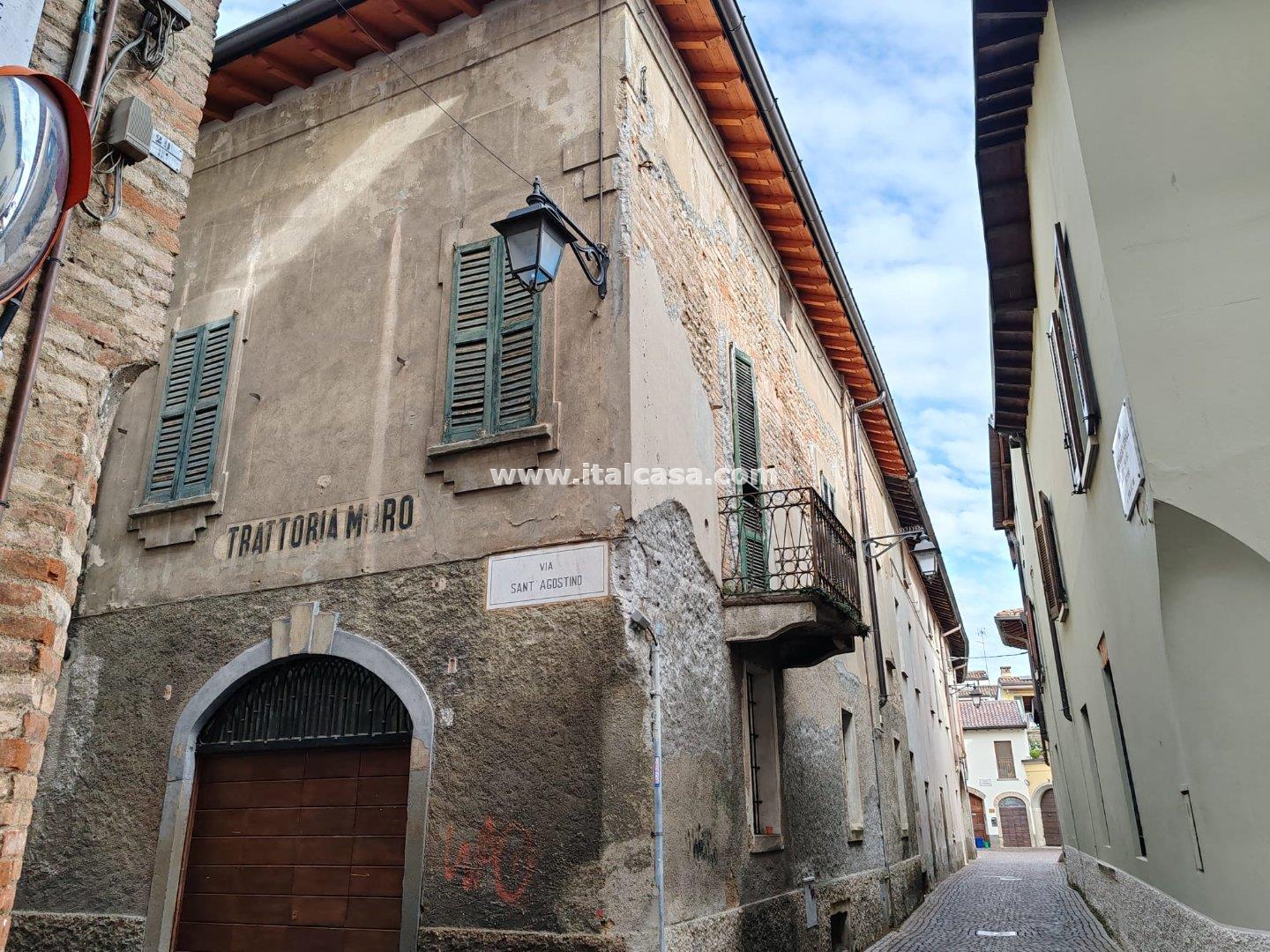 Stabile in vendita a Treviglio