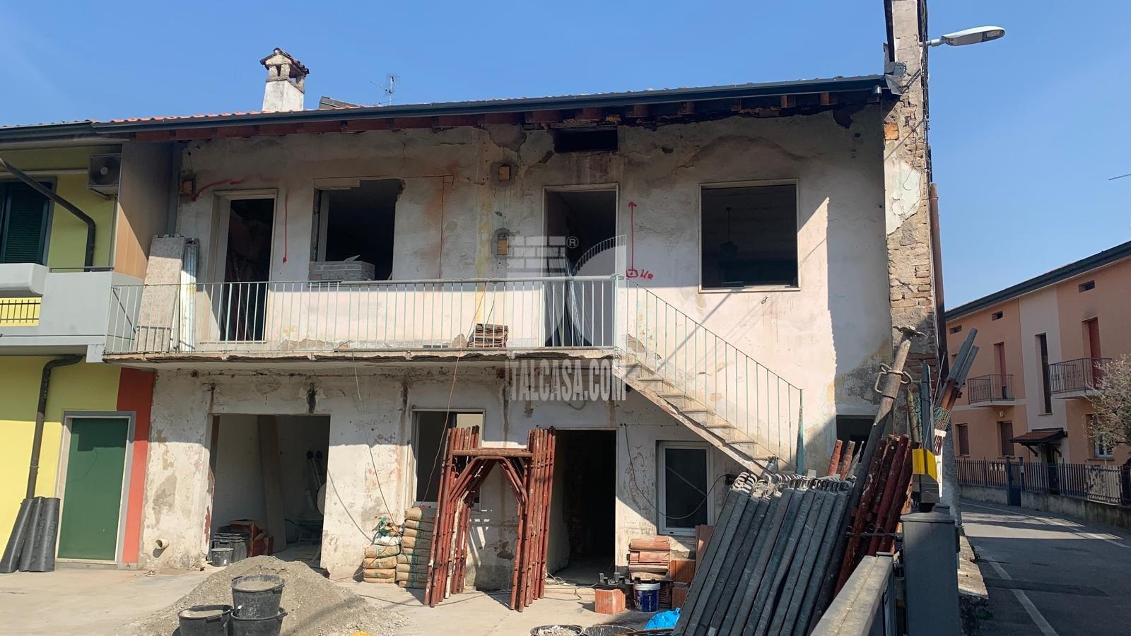 Appartamento in vendita a Brignano Gera d