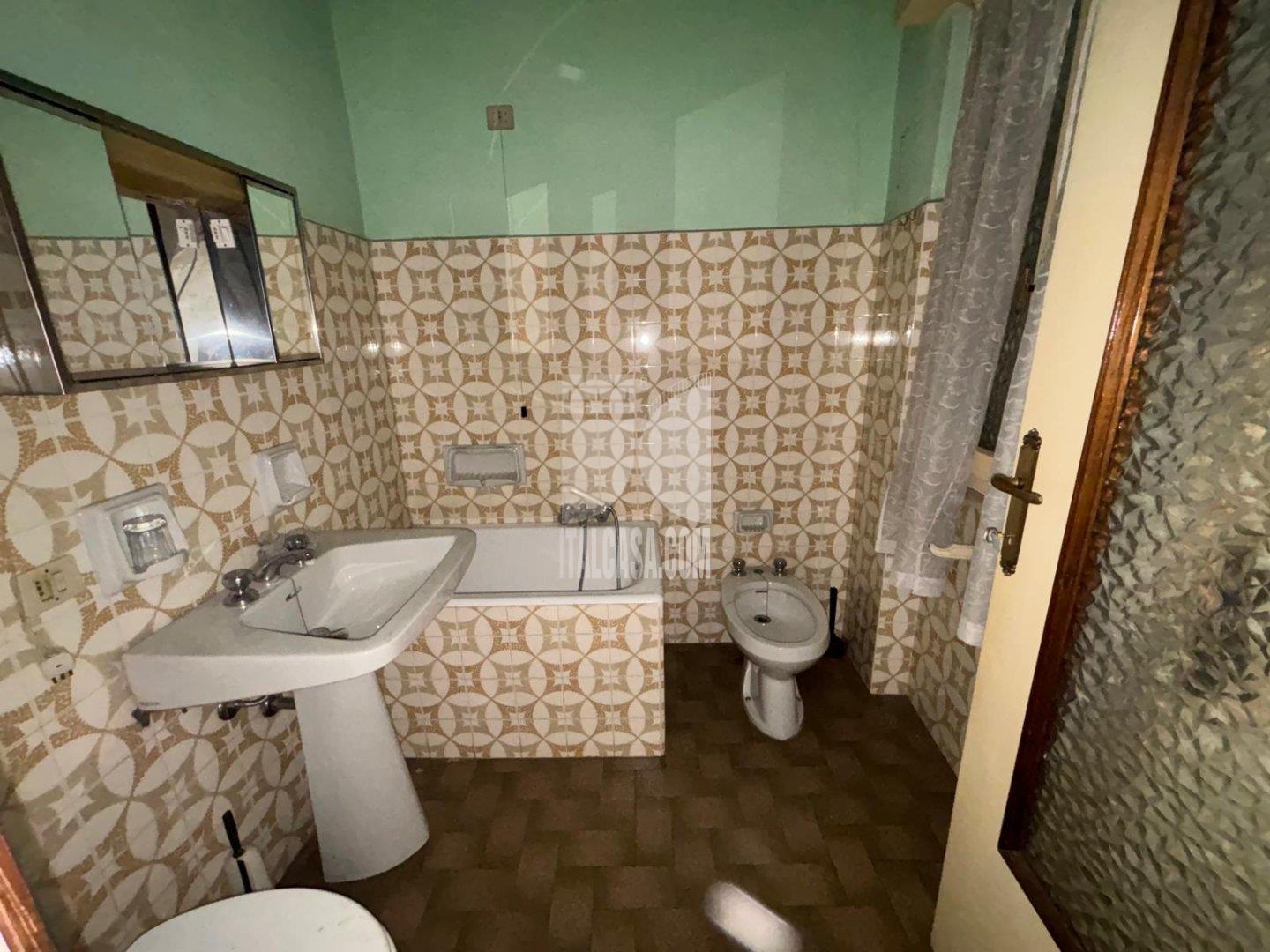 Casa Rustica in vendita a Calvenzano