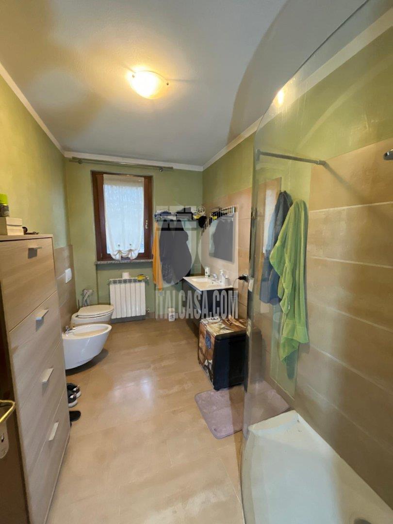 Villa a schiera di testa in vendita a Brignano Gera d
