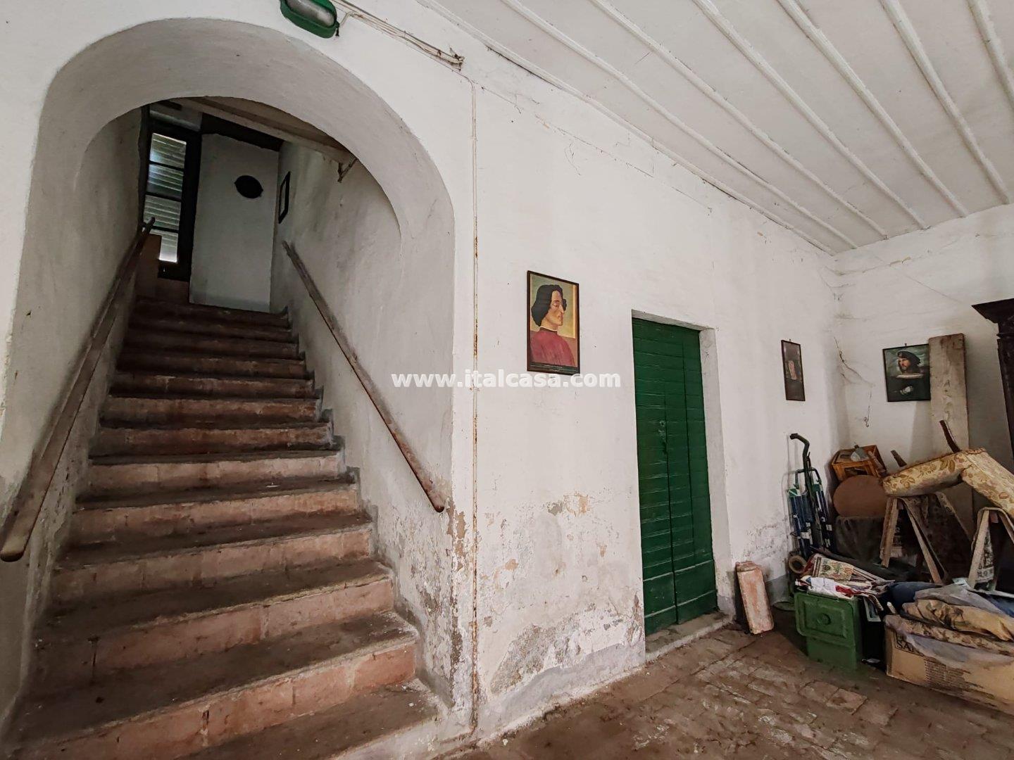 Palazzo in vendita a Brignano Gera d