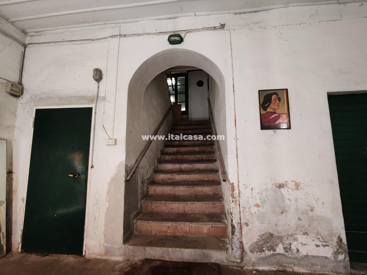 Palazzo in vendita a Brignano Gera d